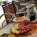 Enoteca La Pergola In Citta
