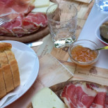 Enoteca La Pergola In Citta food