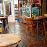 Peppa Bistrot inside