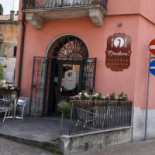 Orcaloca! Exterior
