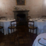 Osteria Del Fico Vecchio inside