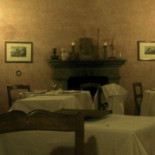 Osteria Del Fico Vecchio inside