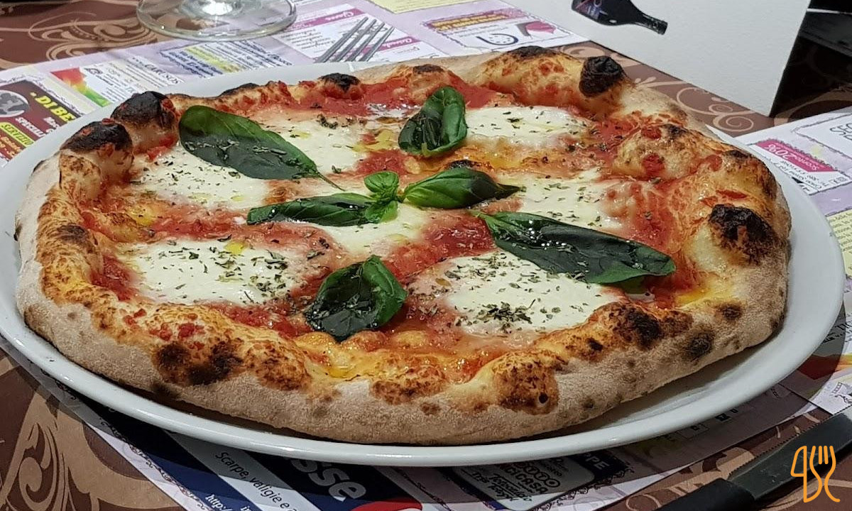 Frankie Chicken Pizza Carte