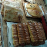 Pizza Tre food