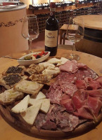 Enoteca La Porta Del Chianti Di Stefania food