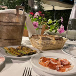 Osteria Del Fico Vecchio food