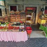 Il Porticciolo inside