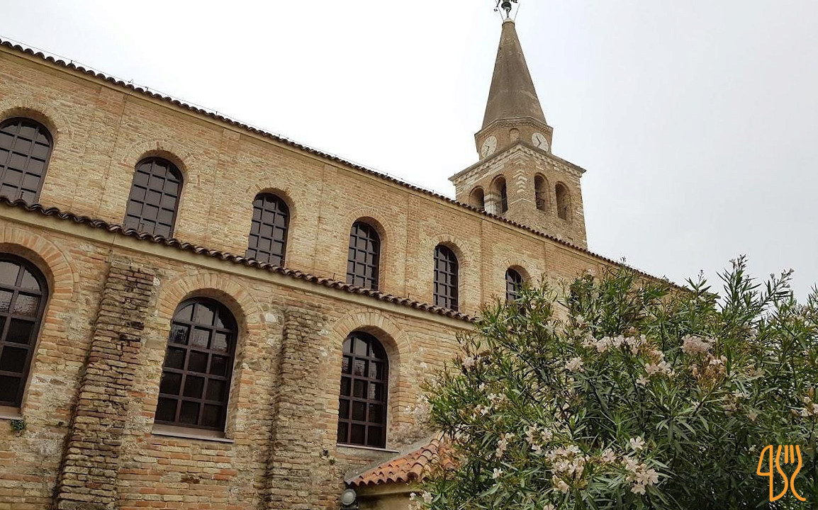 Ladelacesa Außen