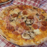 Cordonega Pizzeria food