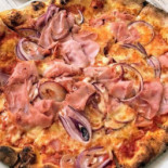 Cordonega Pizzeria food