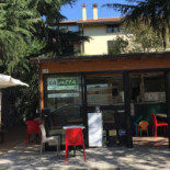 Crema Caffè Exterior