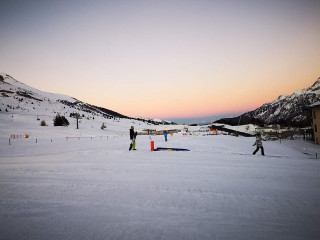 Gazana Bär Food, Drink Après Ski