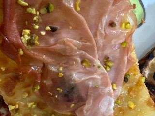 Le Tre Sorelle Pizzeria