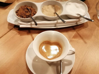 Dylan Cafè