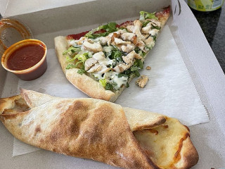L'angolo Della Pizza