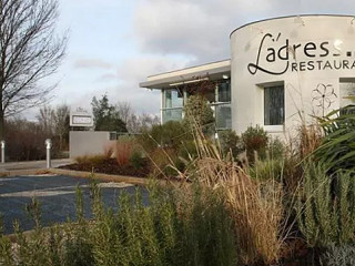The Lake Pub