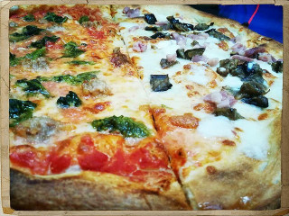 Mek Pizza&sfizi