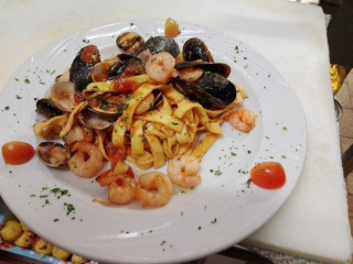 Pizzeria La Lampara Dongo
