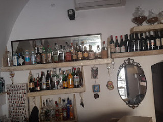 Viola Cafe