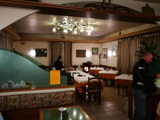 Pizzeria Servii E Riverii