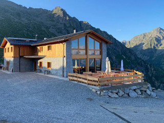 Rifugio Cornisello