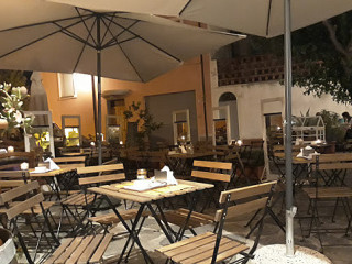 Animas Pane E Vino