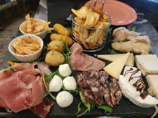 Civico 18 Location Food