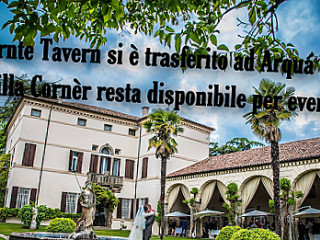 Tavern Di Villa Corner