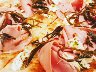 Domus Pizza