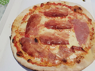 Punto Pizza Di Pacchioni Marco E Loretti Maria Angela