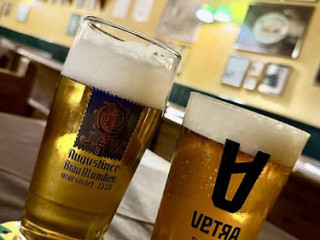 Gian's Pub