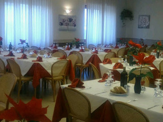 Kosmos Trattoria Pizzeria