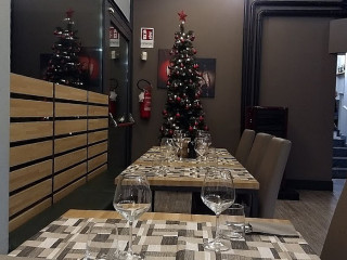 Pizzeria Infinity Con Forno A Legna E Servizio A Domicilio A Floridia
