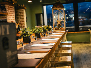 B White Pinseria Pinzeria Pizzeria