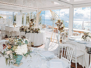 Riva Restaurant Lounge Bar