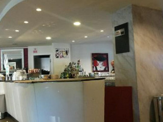 Chic Lounge Cafe'