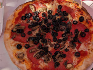 Pomodoro Pizza