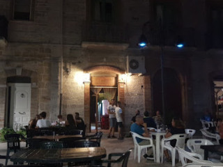 Ferrecchia Pasquale New King Pub