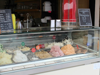 Il Caffe Gelato E L' Atelier Della Pizza