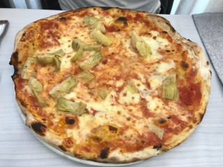 Pizzeria Madonna Di Sotto Di Giordano Salvatore E C