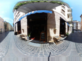 Caffe Bugatti