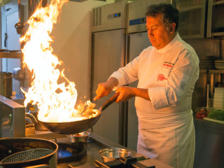 Vale Un Perú Cocina Peruana