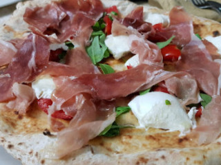 Pizzeria La Carbonara Di Russo Antonio