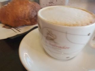 S. Salvador CaffÉ