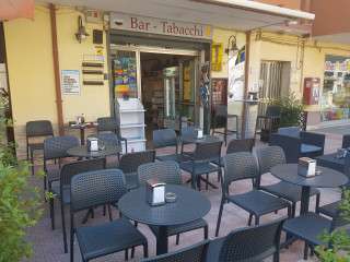 Blaise Cafe