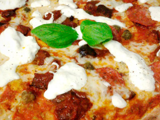 Riki Pizzeria