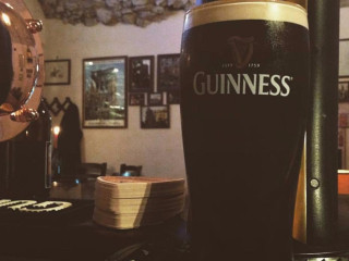 L'avanti Pub