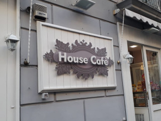 Gauguin Cafe'