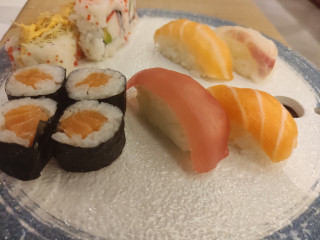Tomi Sushi