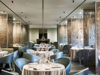 Emporio Armani Caffè